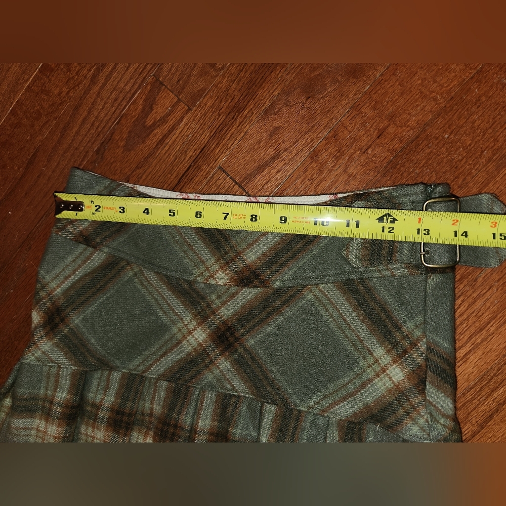 Abercrombie & Fitch Green Plaid Mini Skirt - Picture 4 of 5